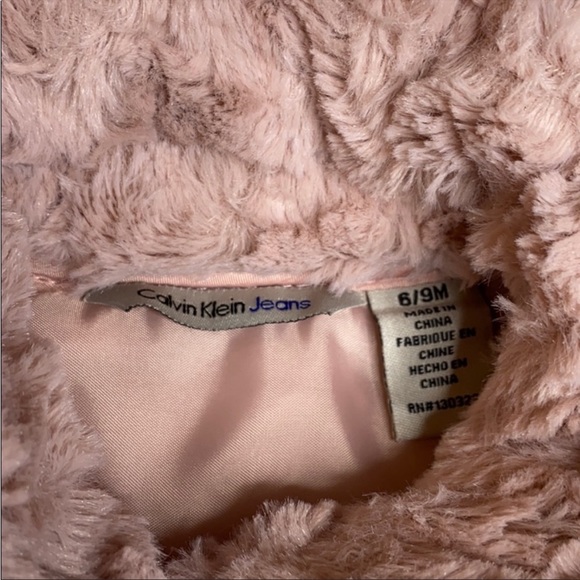 Calvin Klein jacket toddler 6-9 months - Picture 4 of 8